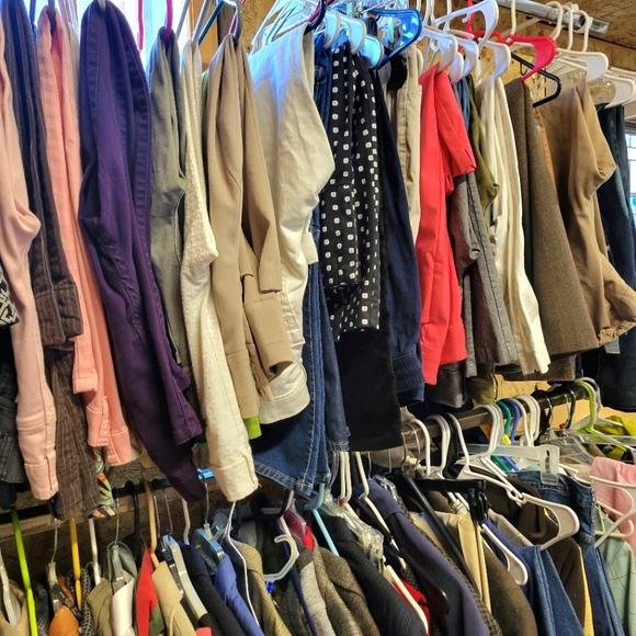 40 Pc Reseller Lot Mixed Bundle Pants Dress Tops Blazers BELOW WHOLESALE $ MAKER - Picture 6 of 6